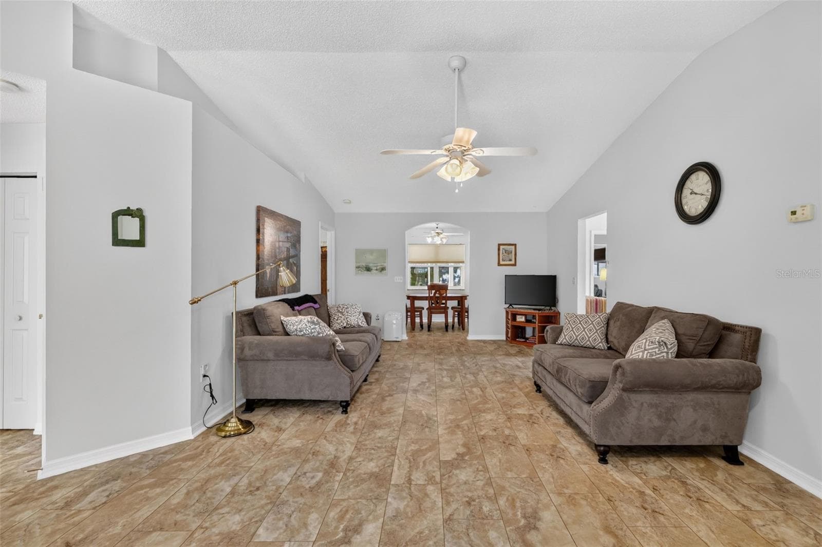 Single Family Residence at 815 GRAND VISTA TRL, LEESBURG, photo 6 of 31