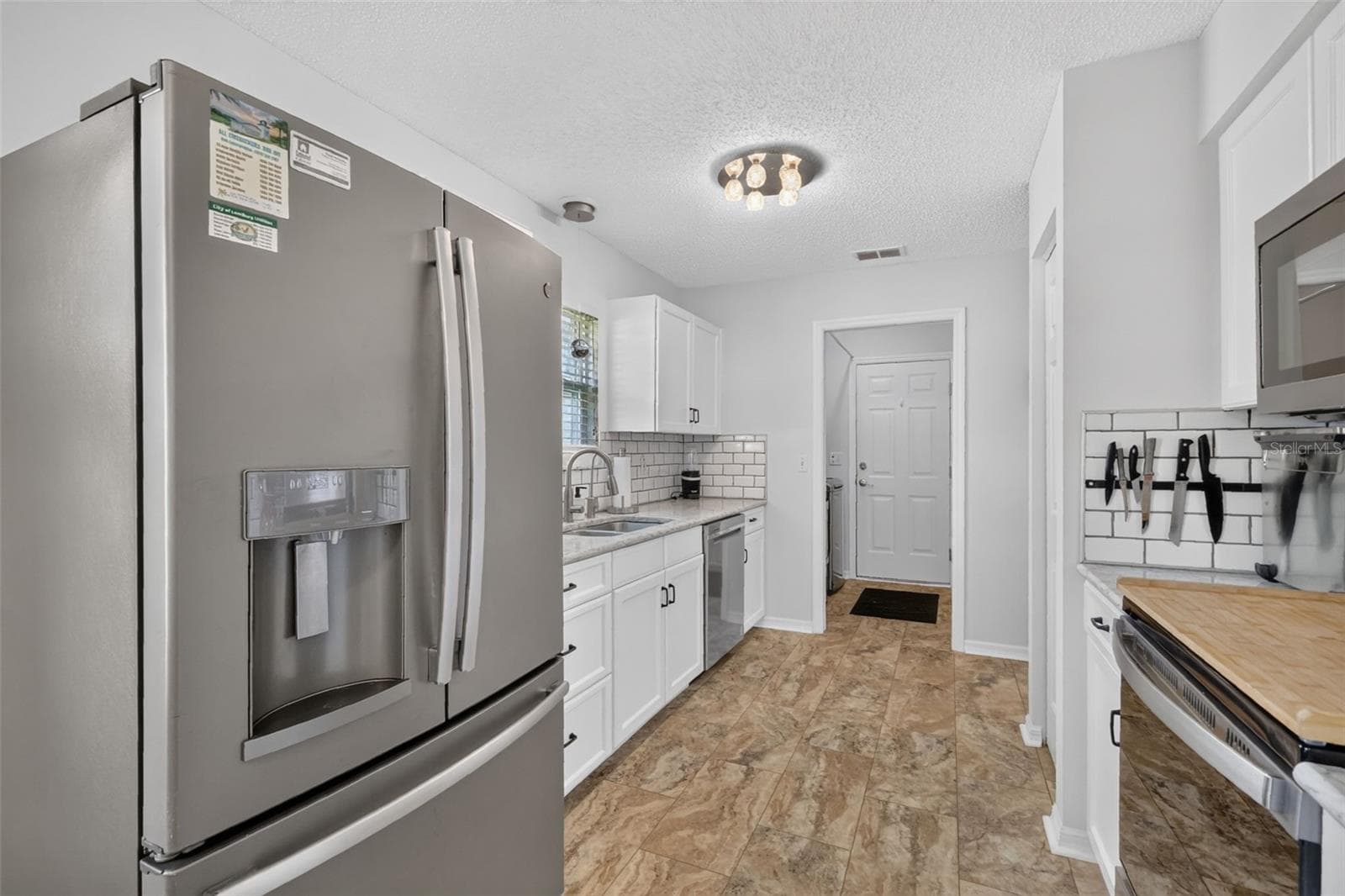 Single Family Residence at 815 GRAND VISTA TRL, LEESBURG, photo 16 of 31