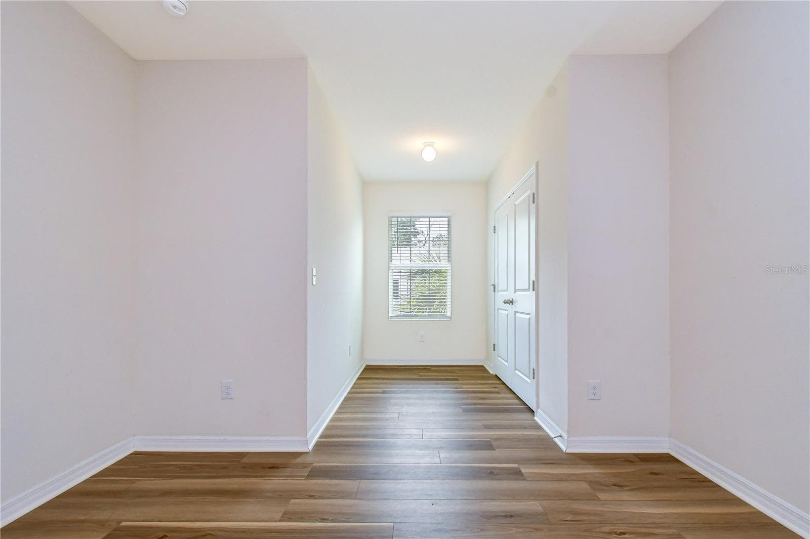 Third bedroom alternate view - 3326 PLEASANT WILLOW CT, BRANDON