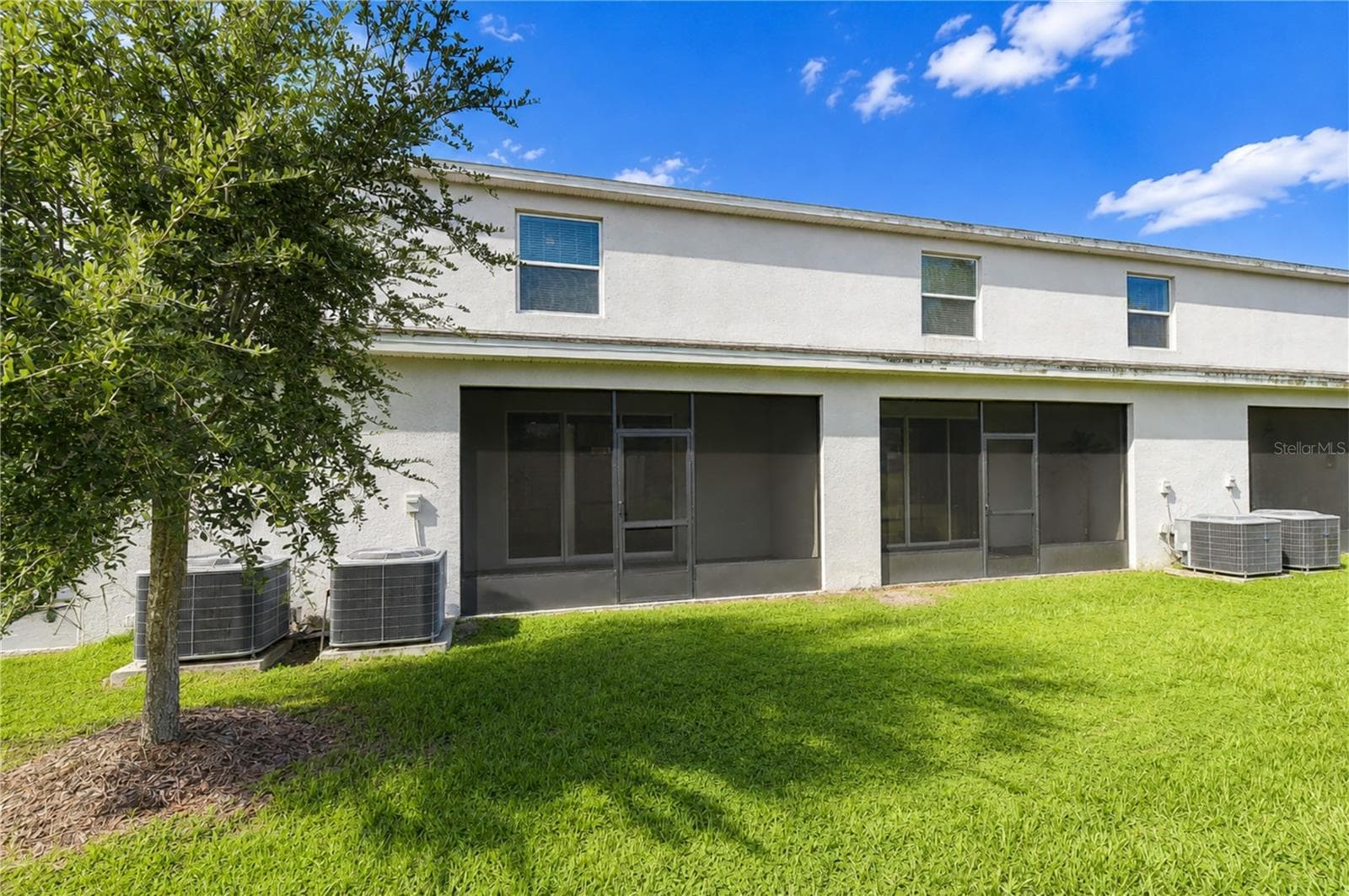 Built in 2021 with full concrete block construction on both levels - 3326 PLEASANT WILLOW CT, BRANDON