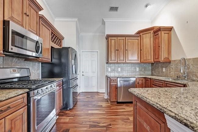 Single Family Residence at 4512 BRIDGEWATER DR, ORLANDO, photo 7 of 52