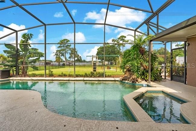 Single Family Residence at 4512 BRIDGEWATER DR, ORLANDO, photo 26 of 52