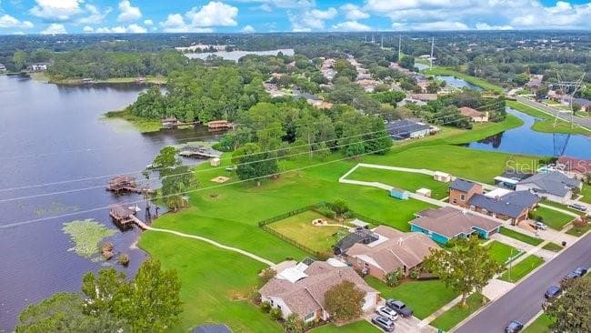 Single Family Residence at 4512 BRIDGEWATER DR, ORLANDO, photo 38 of 52