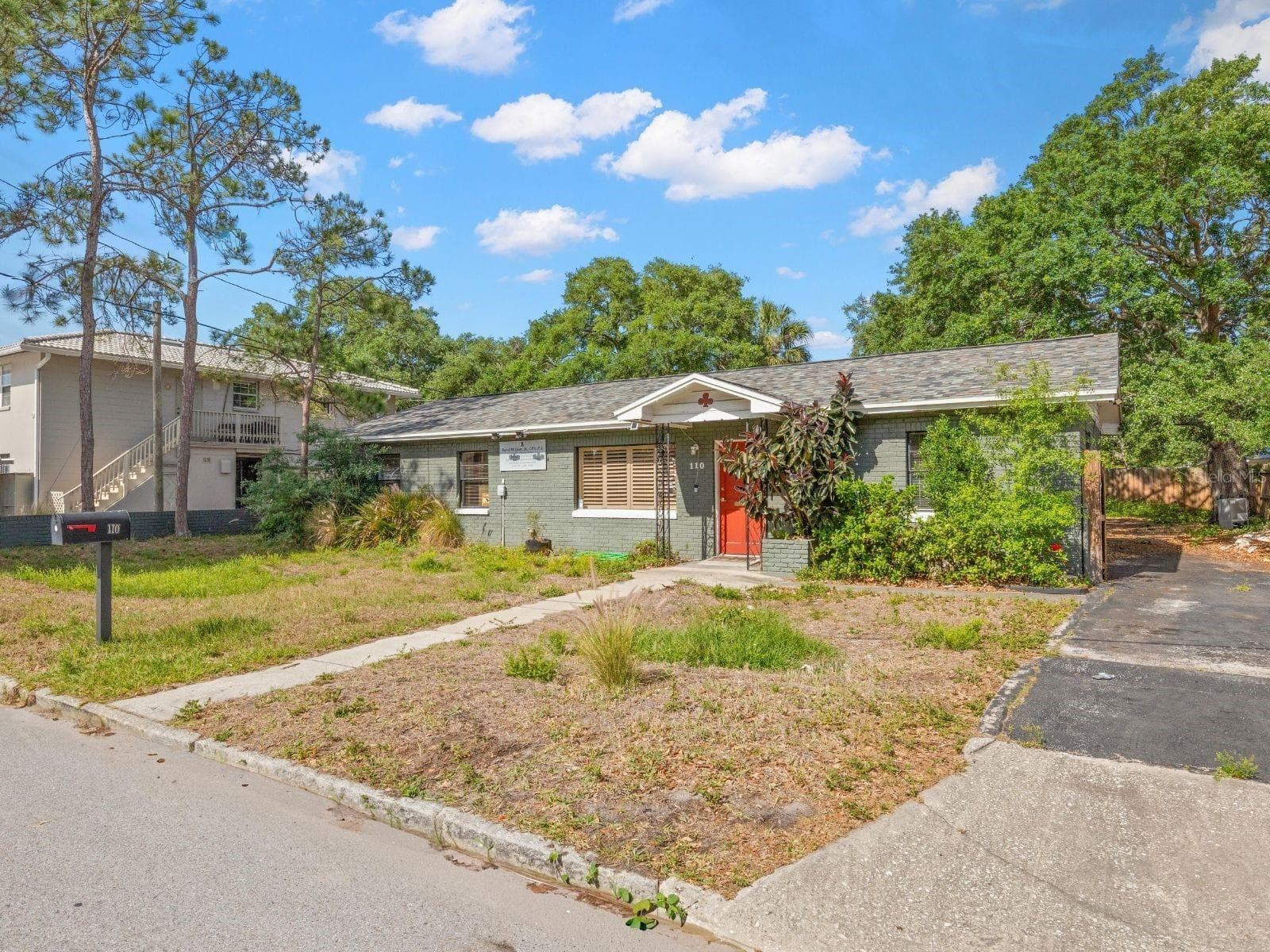 Single Family Residence at 110 N LINCOLN AVE, TAMPA, photo 5 of 60