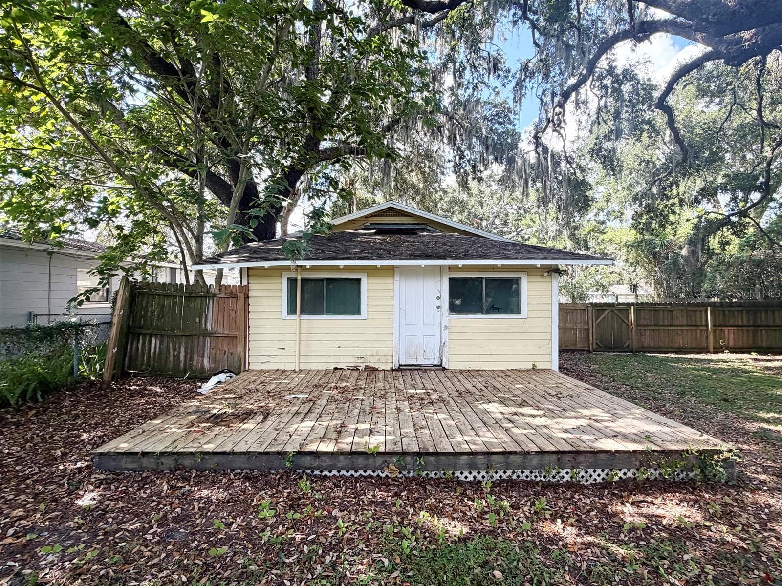 Single Family Residence at 521 YOUNG PL, LAKELAND, photo 11 of 47