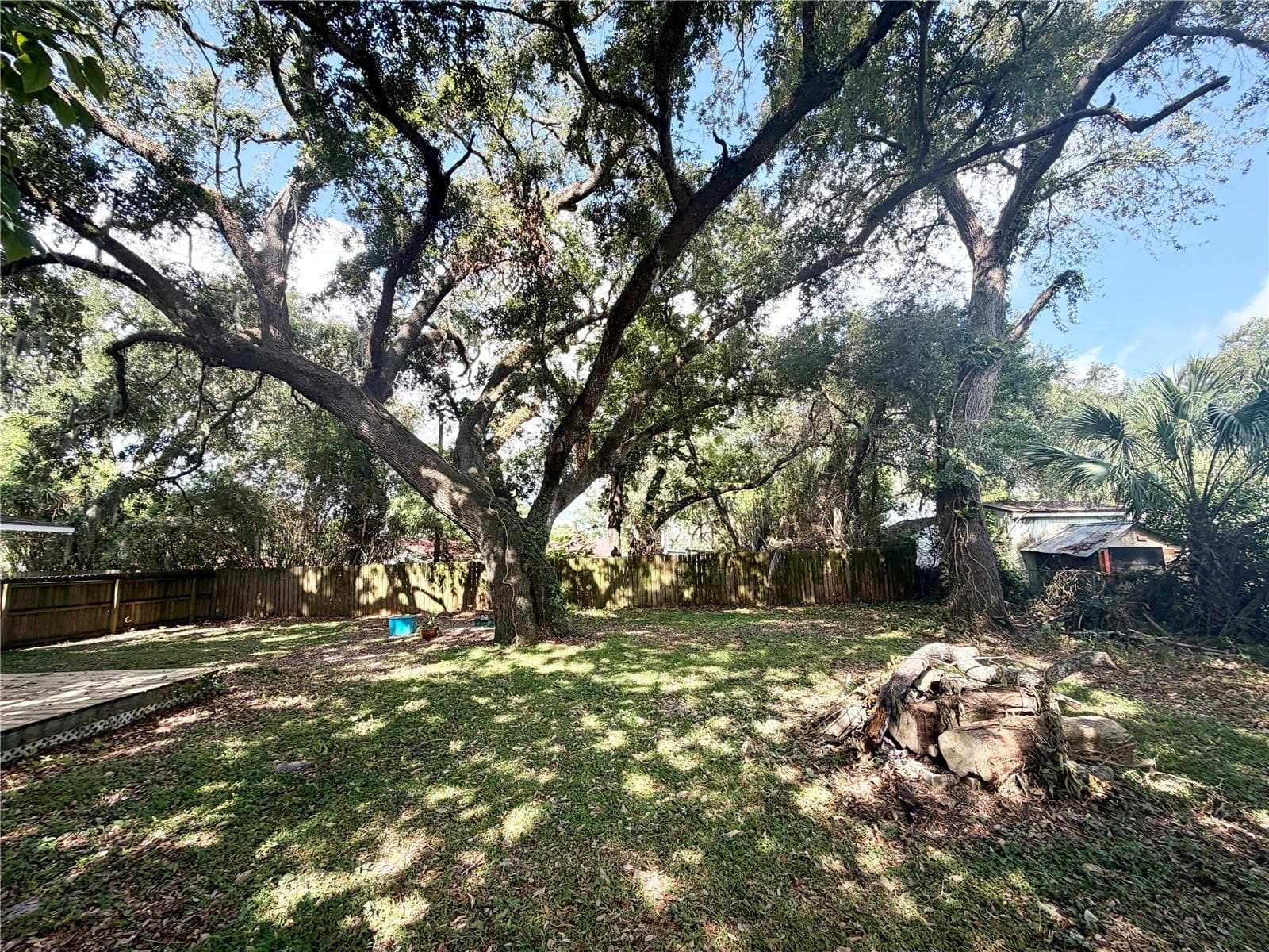 Single Family Residence at 521 YOUNG PL, LAKELAND, photo 13 of 47
