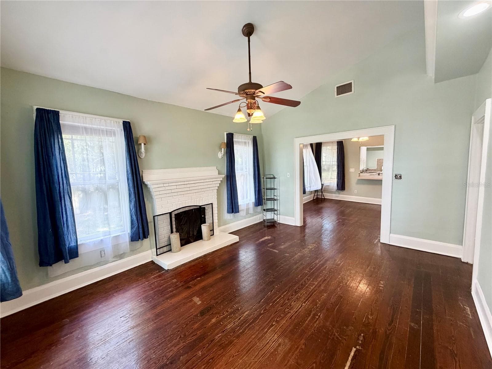 Single Family Residence at 521 YOUNG PL, LAKELAND, photo 17 of 47