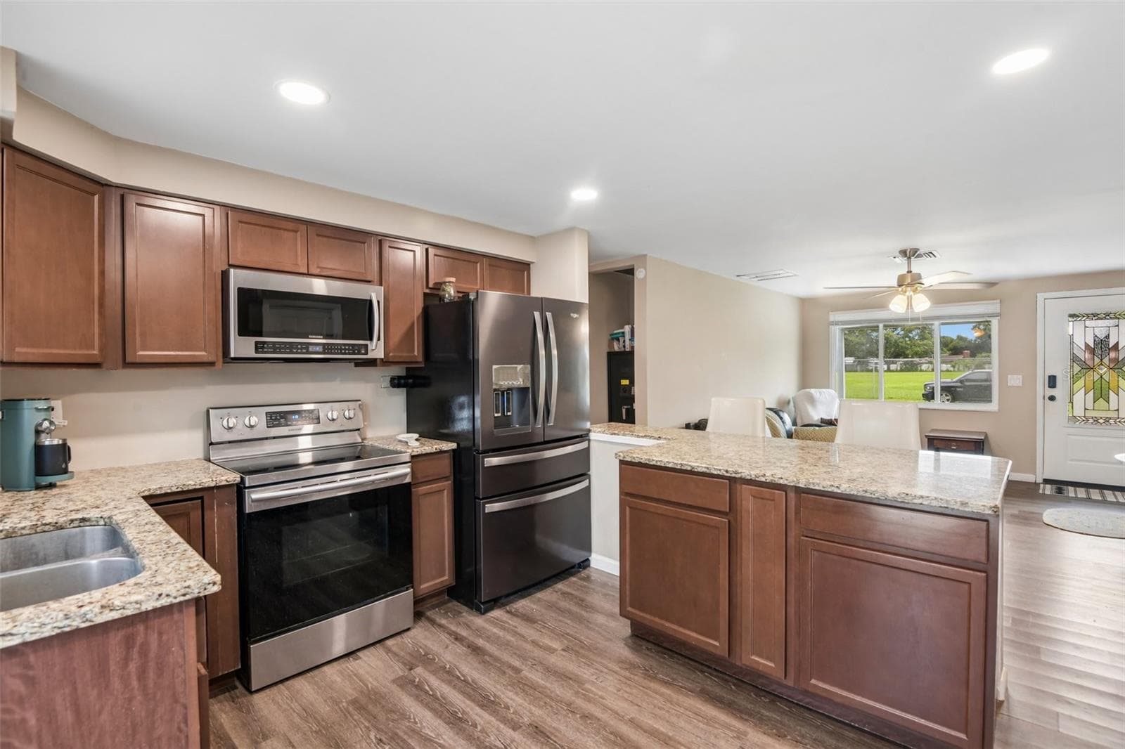 Single Family Residence at 8401 PORTULACA AVE, SEMINOLE, photo 8 of 26