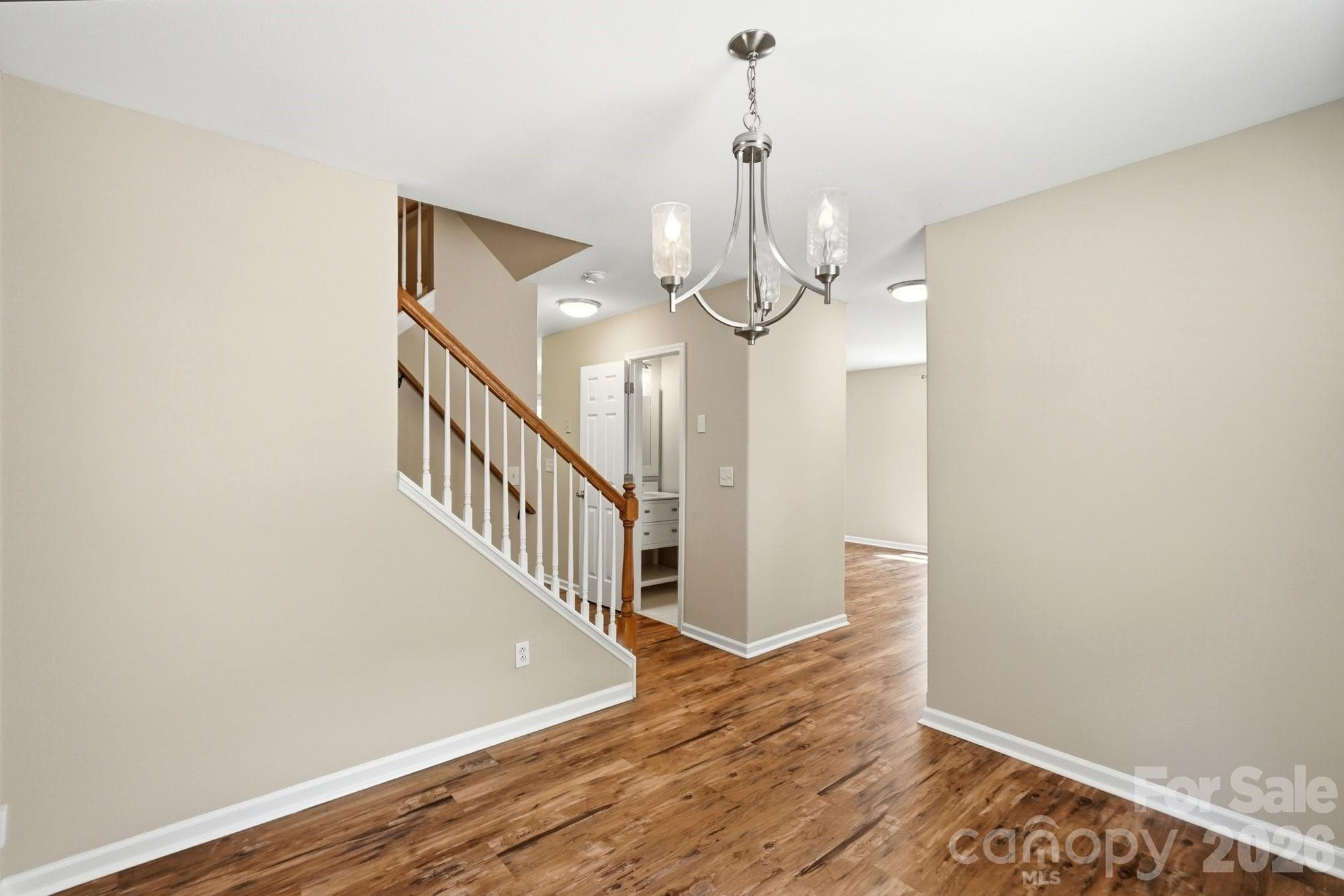 Single Family Residence at 2722 Meadow Knoll Drive, Charlotte, photo 8 of 21