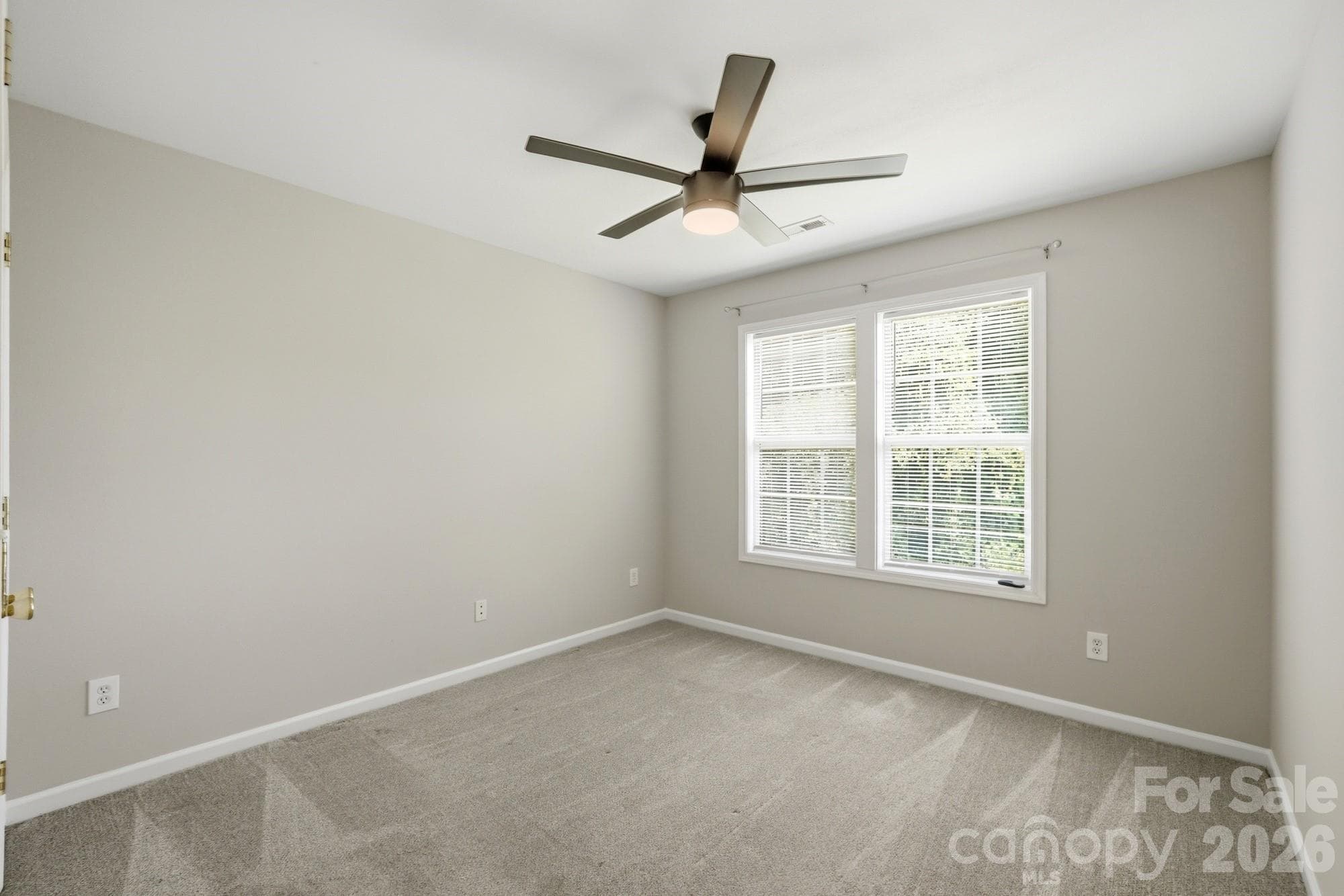 Single Family Residence at 2722 Meadow Knoll Drive, Charlotte, photo 17 of 21