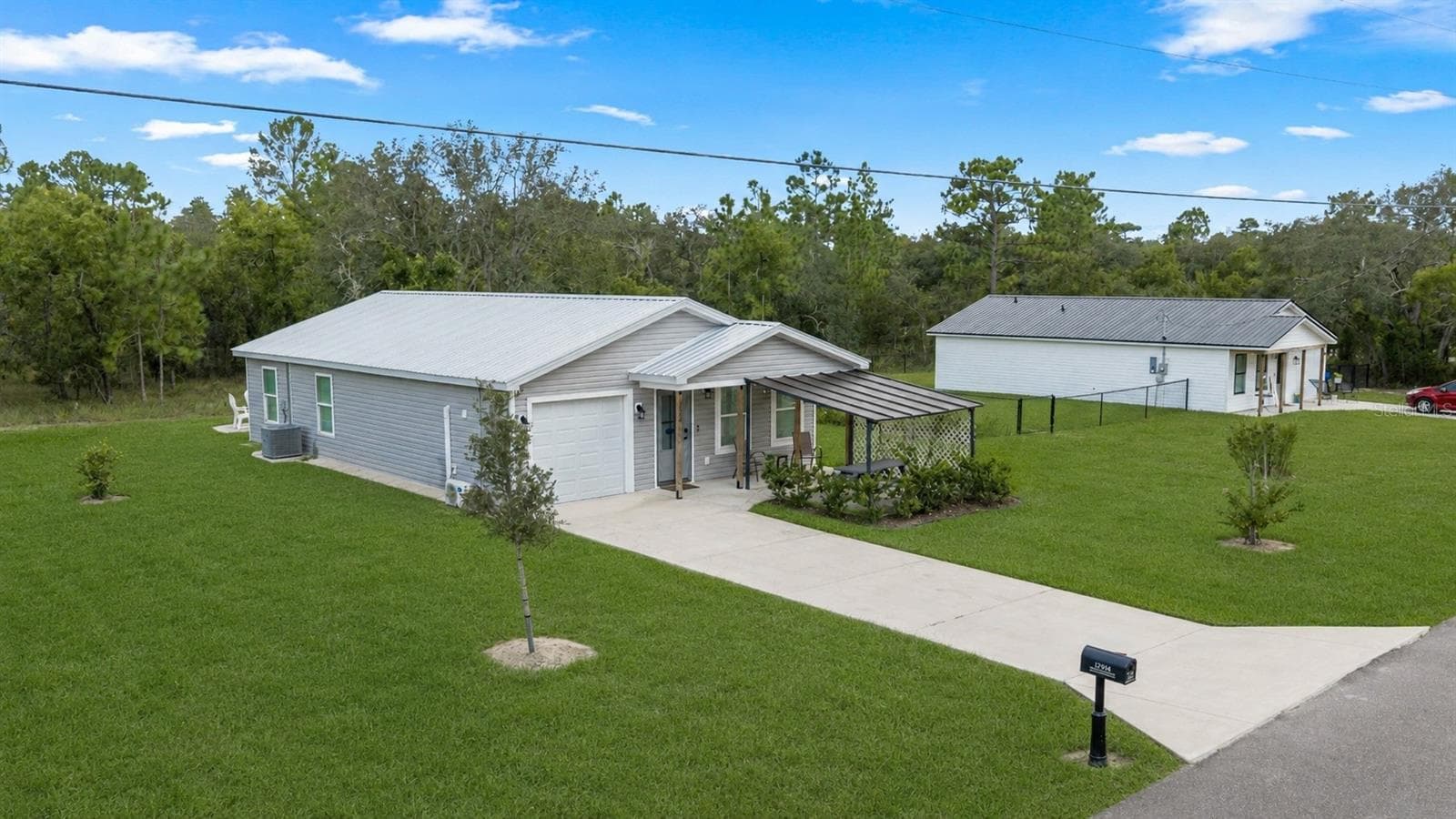 Single Family Residence at 12494 MOUNTAIN PLOVER RD, WEEKI WACHEE, photo 7 of 55