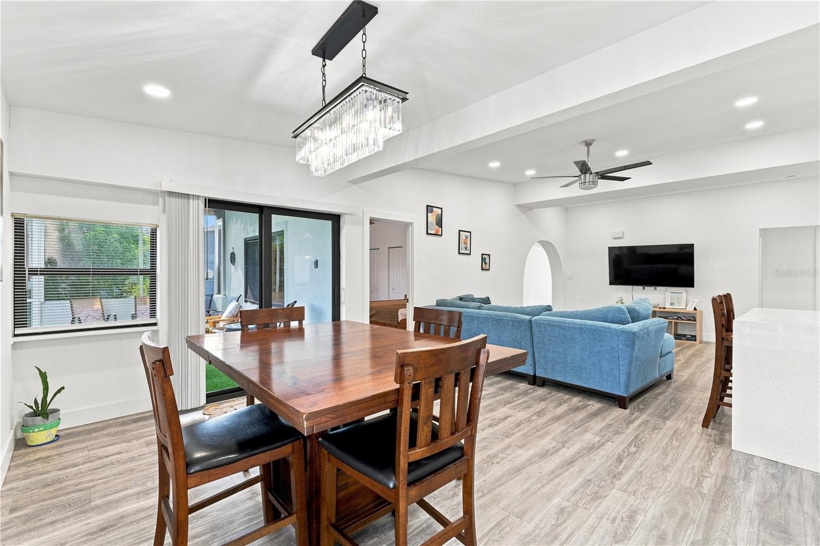 Single Family Residence at 21512 EDGEWATER DR, PORT CHARLOTTE, photo 11 of 37