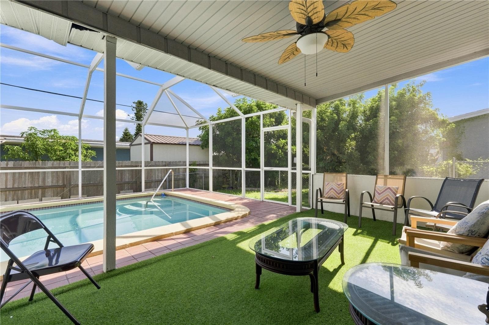 Single Family Residence at 21512 EDGEWATER DR, PORT CHARLOTTE, photo 31 of 37