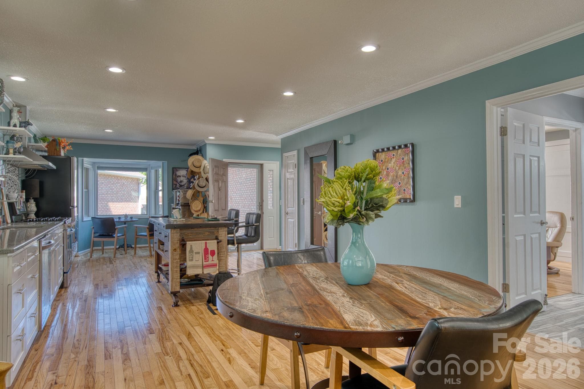 Condominium at 130 Exeter Court, Hendersonville, photo 10 of 41