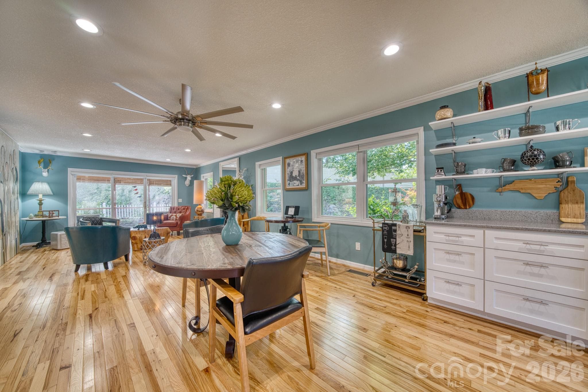 Condominium at 130 Exeter Court, Hendersonville, photo 11 of 41