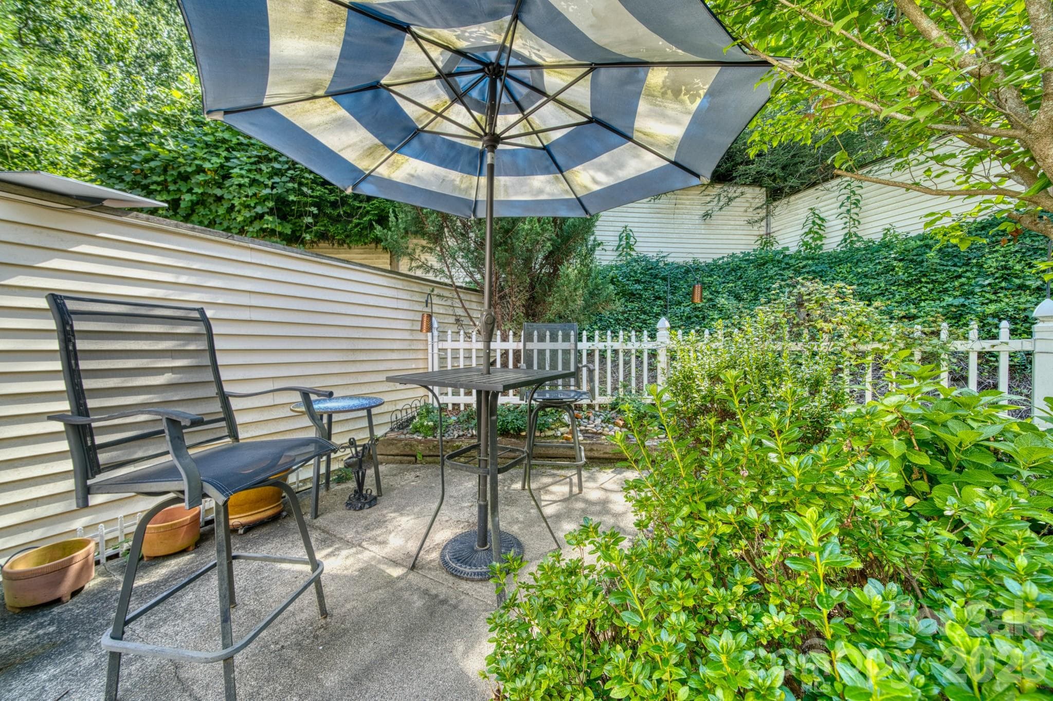 Condominium at 130 Exeter Court, Hendersonville, photo 29 of 41