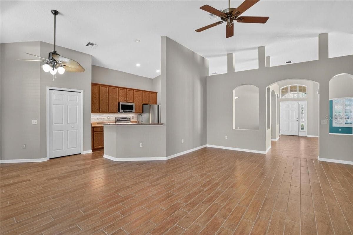 Family room looking towards kitchen - 2309 SWORDFISH AVE, HOLIDAY