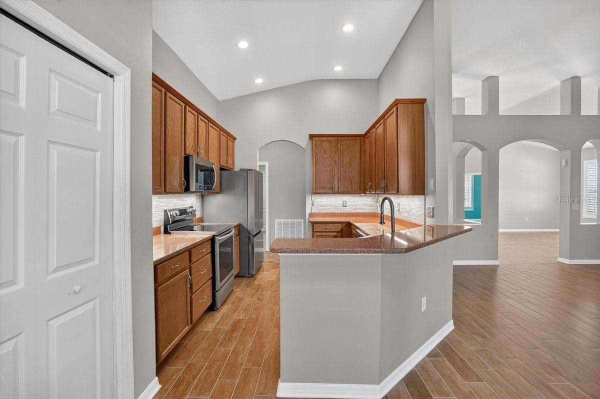 Kitchen - 2309 SWORDFISH AVE, HOLIDAY