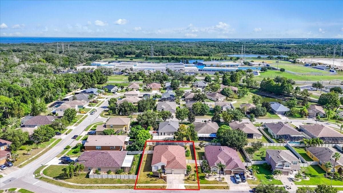 Drone view shows close proximity to the Gulf Of America - 2309 SWORDFISH AVE, HOLIDAY
