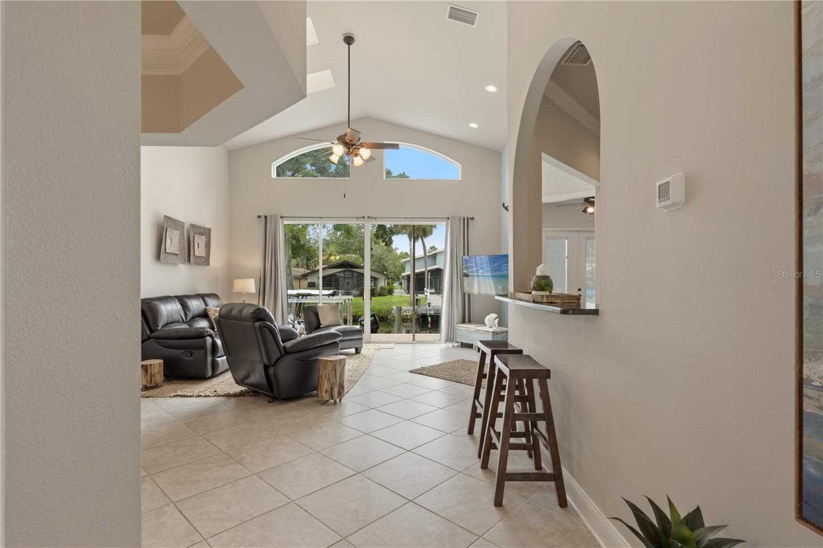 Single Family Residence at 5158 S RIVERVIEW CIR, HOMOSASSA, photo 33 of 49
