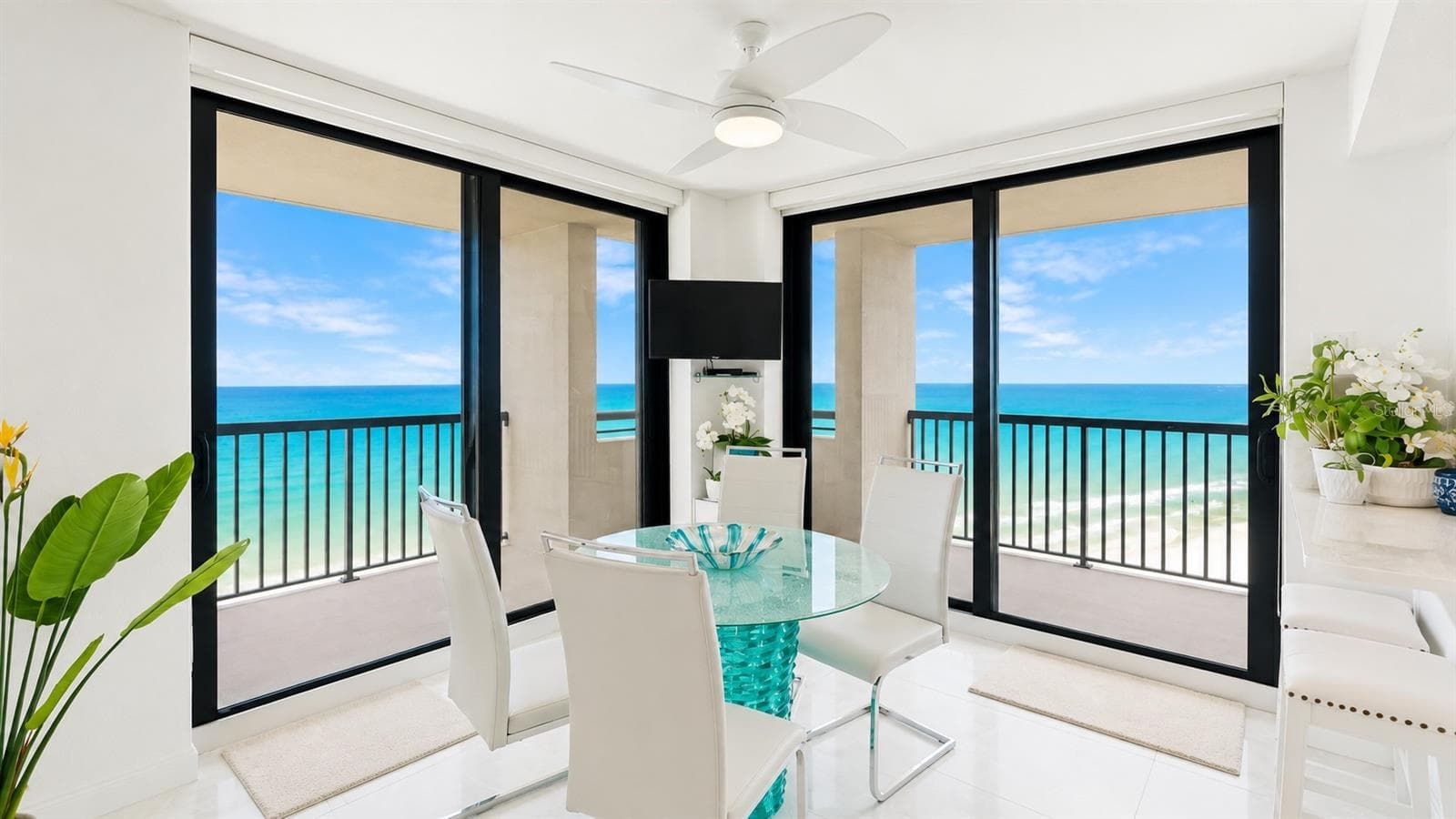 Condominium at 1660 GULF BLVD #PH1, CLEARWATER BEACH, photo 14 of 94