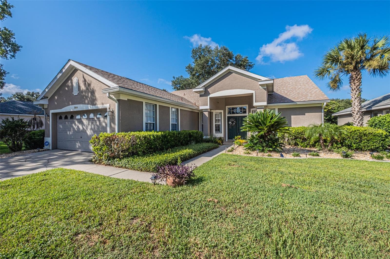 7004 PINE HOLLOW DR