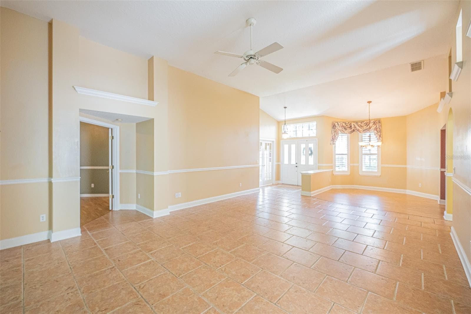 Single Family Residence at 7004 PINE HOLLOW DR, MOUNT DORA, photo 6 of 77