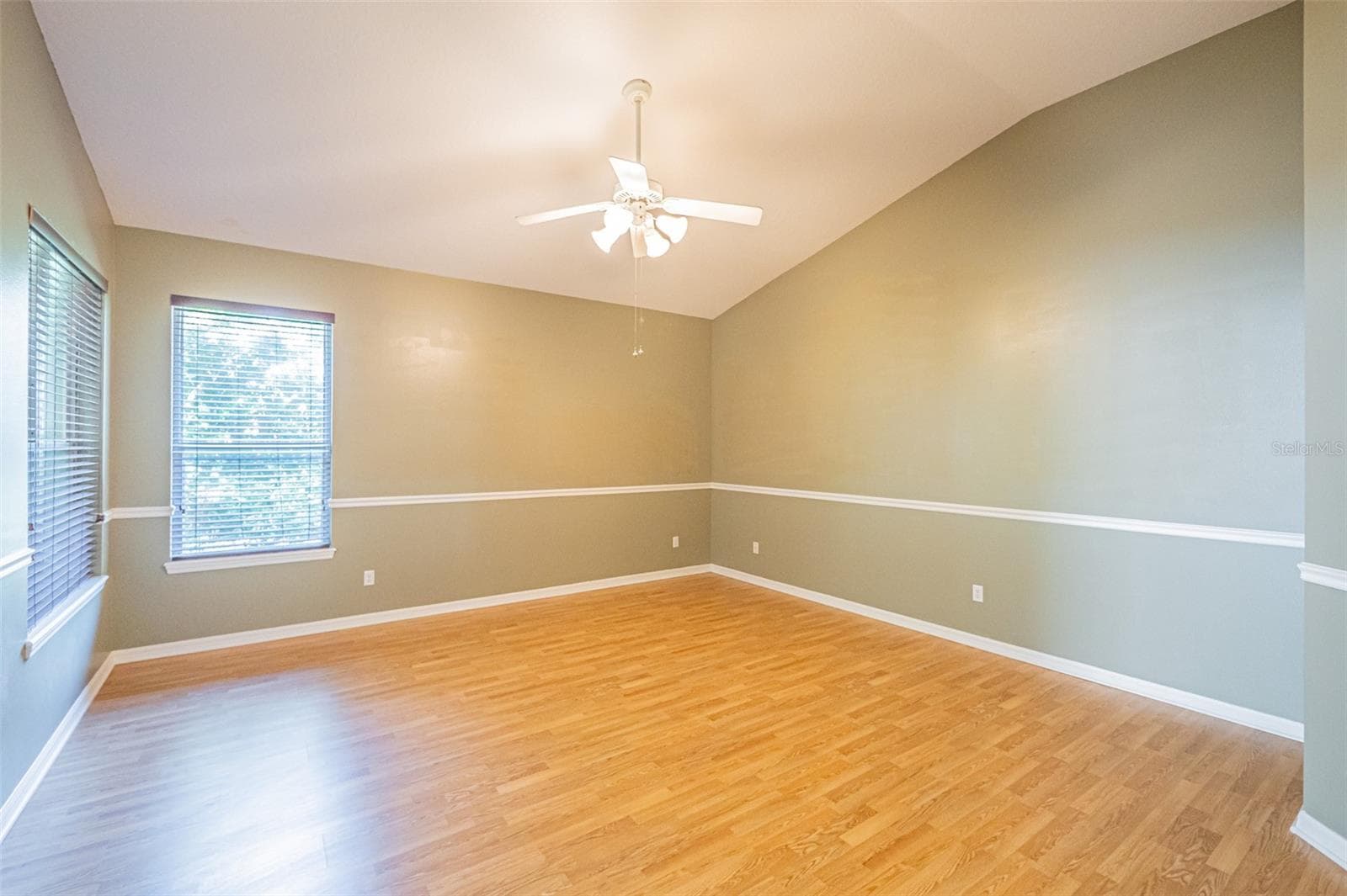 Single Family Residence at 7004 PINE HOLLOW DR, MOUNT DORA, photo 21 of 77