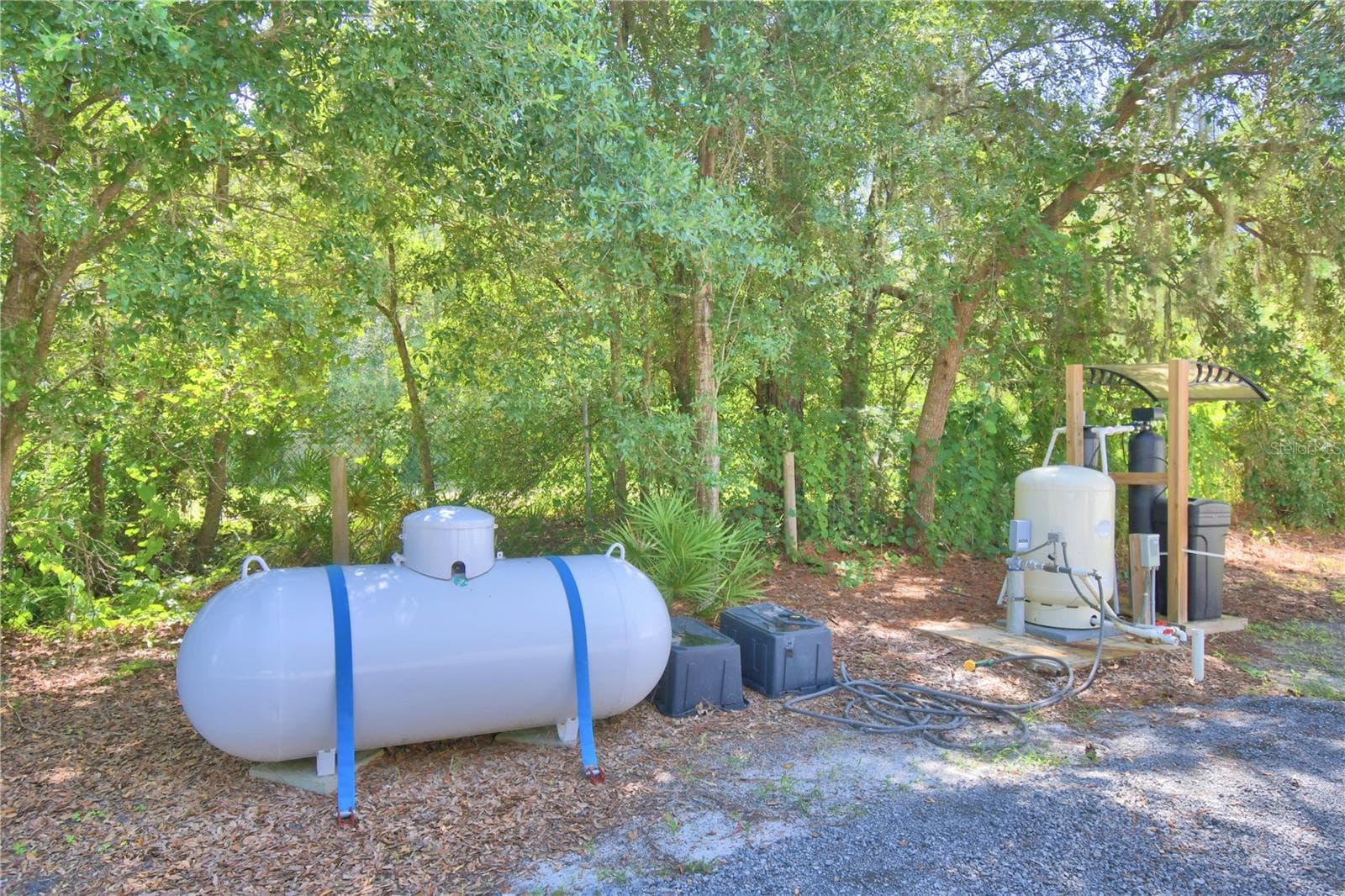 FUEL TANK - 2497 US HIGHWAY 98 W, FROSTPROOF