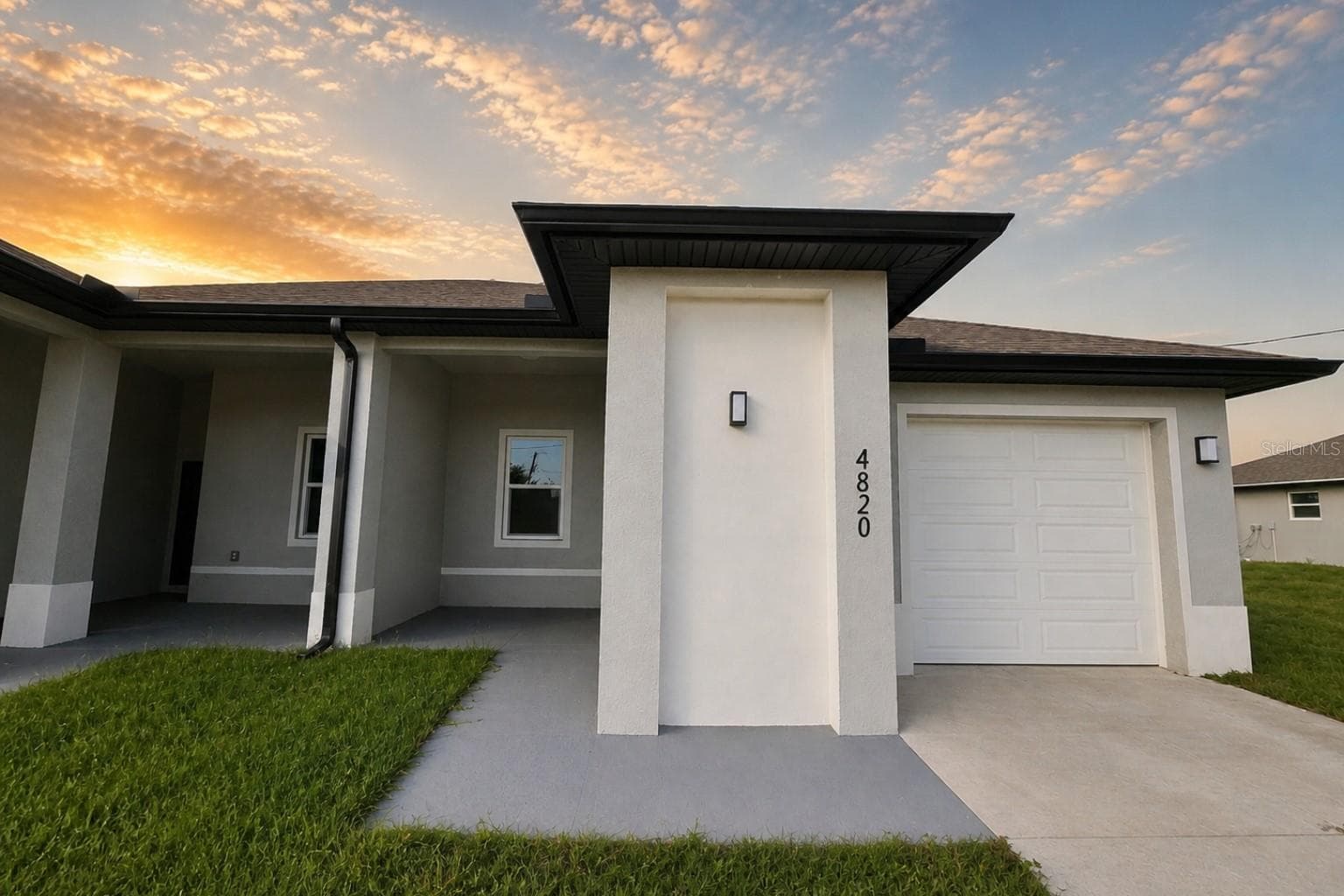 Duplex at 4816/4818 24TH ST SW, LEHIGH ACRES, photo 2 of 40