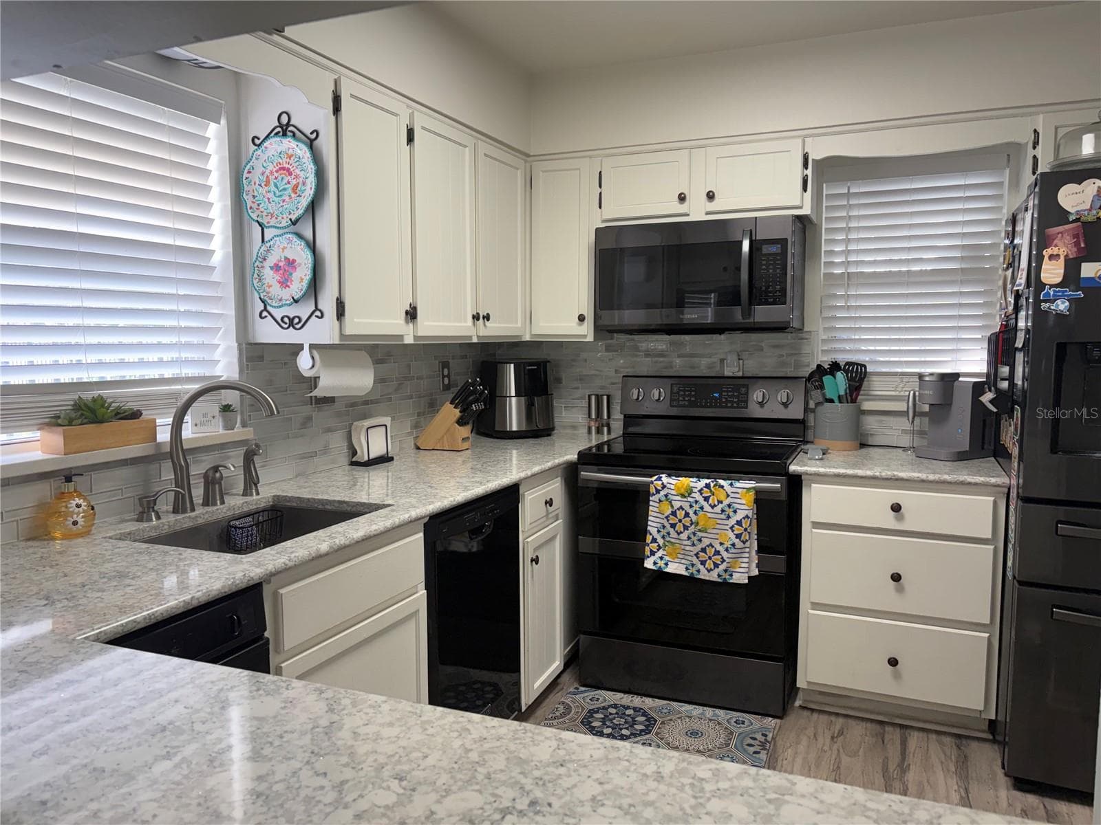 Condominium at 6002 AMBERLY AVE #F, ORLANDO, photo 8 of 13