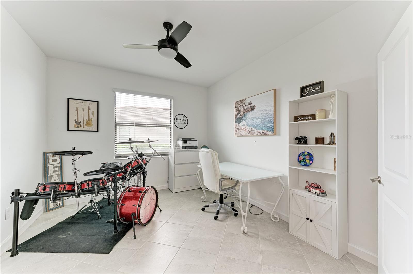 Single Family Residence at 5212 BLUE CRUSH ST, LAKEWOOD RANCH, photo 37 of 66