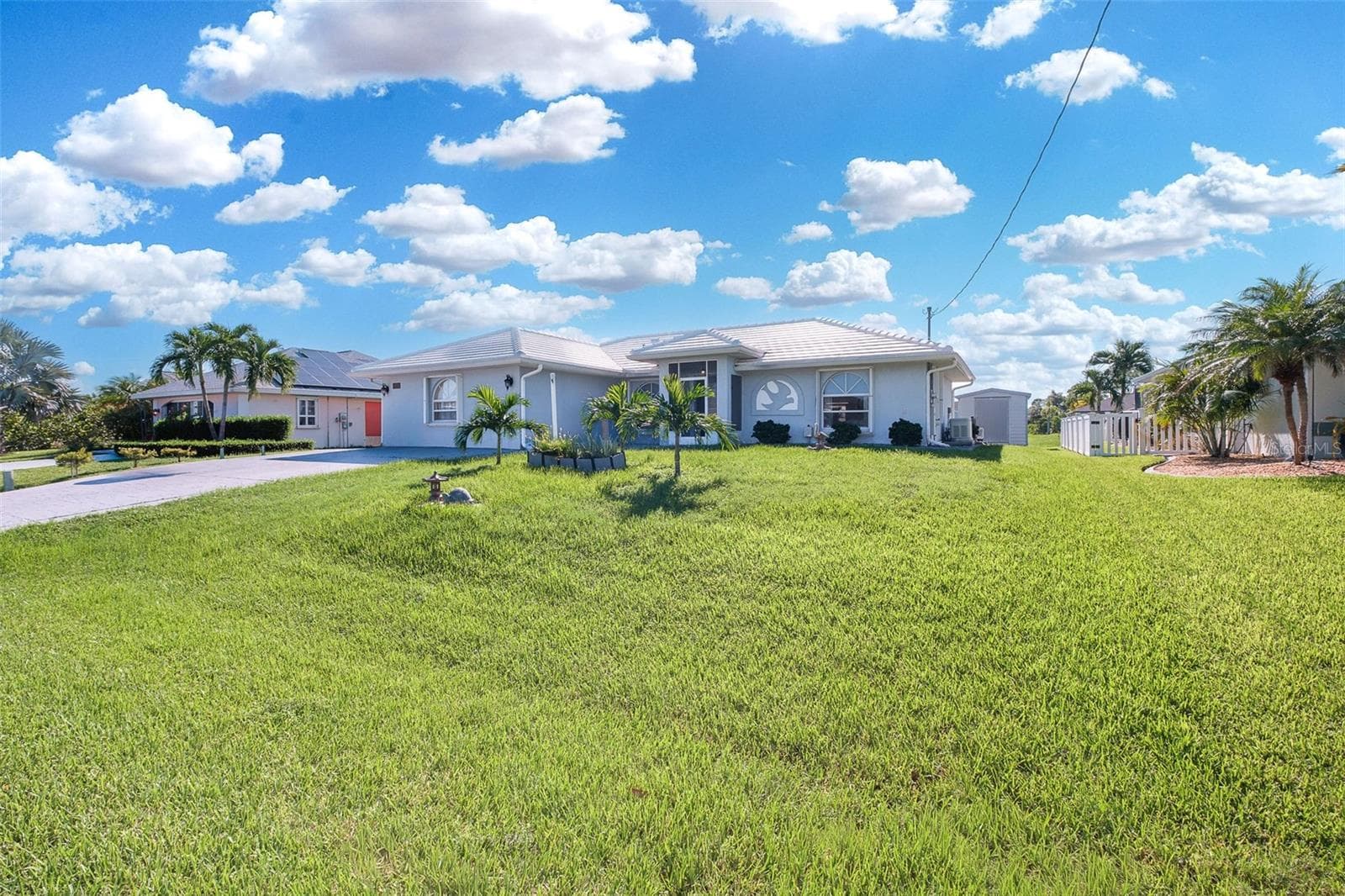 Hurricane shutter on entire home - 9296 ARRID CIR, PORT CHARLOTTE