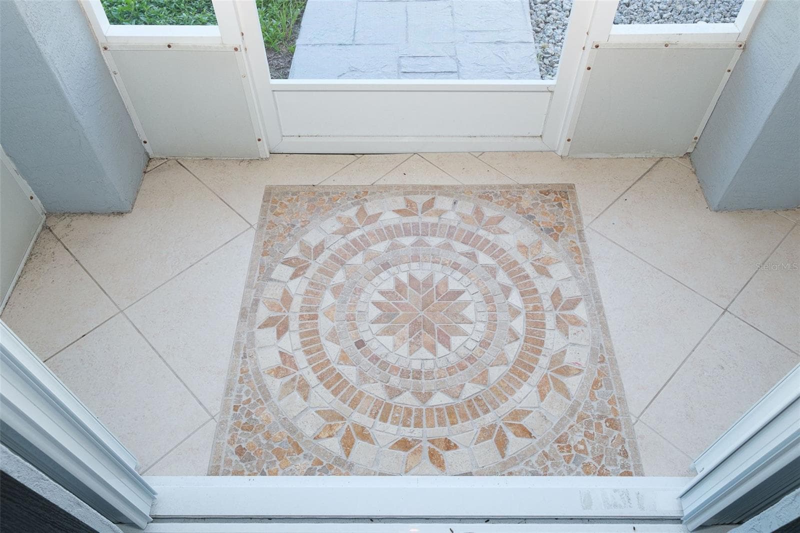 Designer entry floor - 9296 ARRID CIR, PORT CHARLOTTE