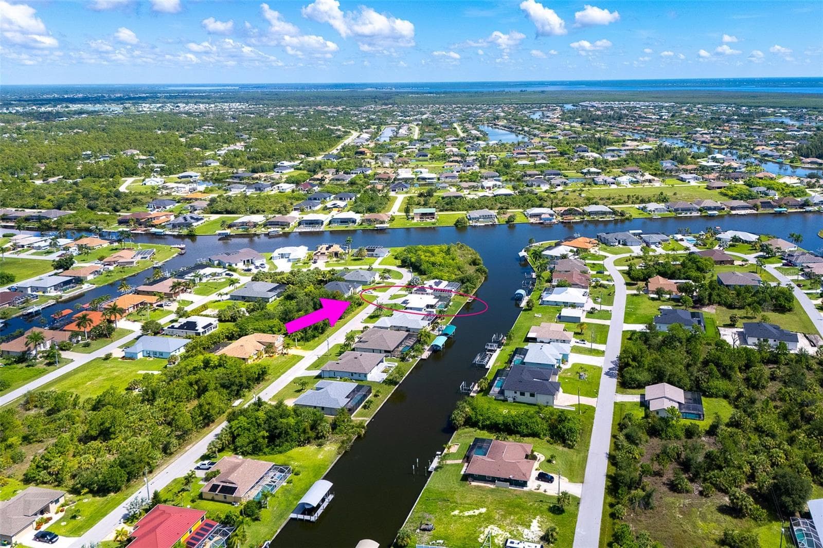 Super canal location - 9296 ARRID CIR, PORT CHARLOTTE