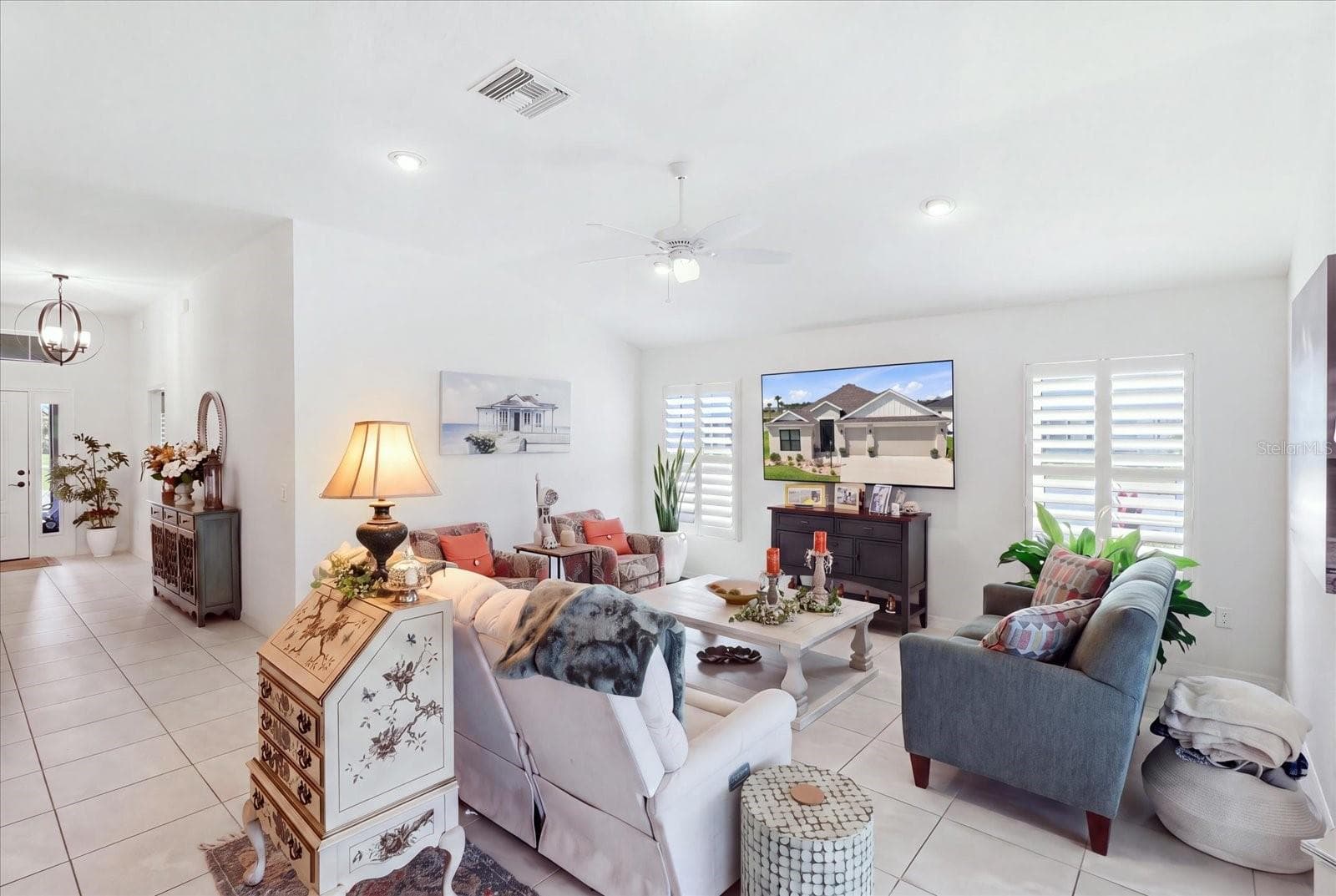 Single Family Residence at 7634 FRANK DIPIETRO DR DR, THE VILLAGES, photo 9 of 43