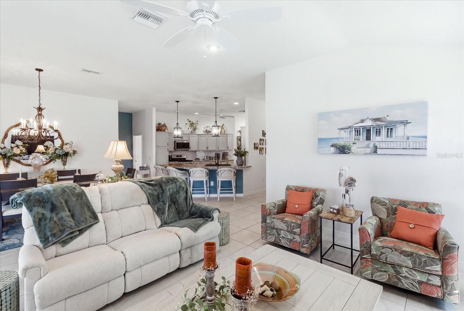 Single Family Residence at 7634 FRANK DIPIETRO DR DR, THE VILLAGES, photo 13 of 43