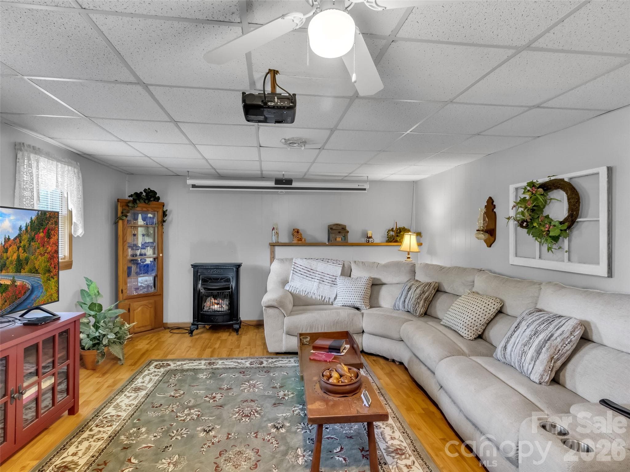 Single Family Residence at 555 Acres View Drive, Waynesville, photo 21 of 48