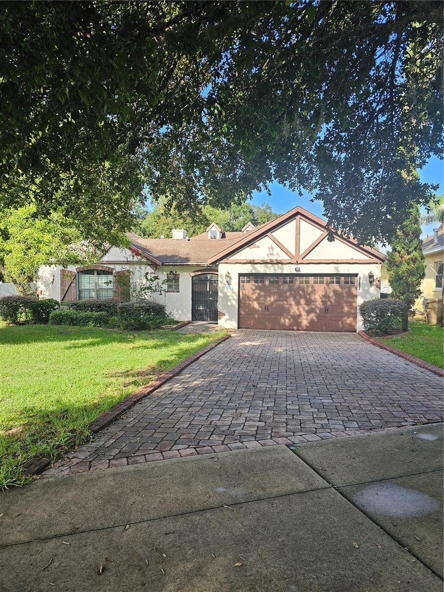 Single Family Residence at 33116 IRONGATE DR, LEESBURG, photo 2 of 95