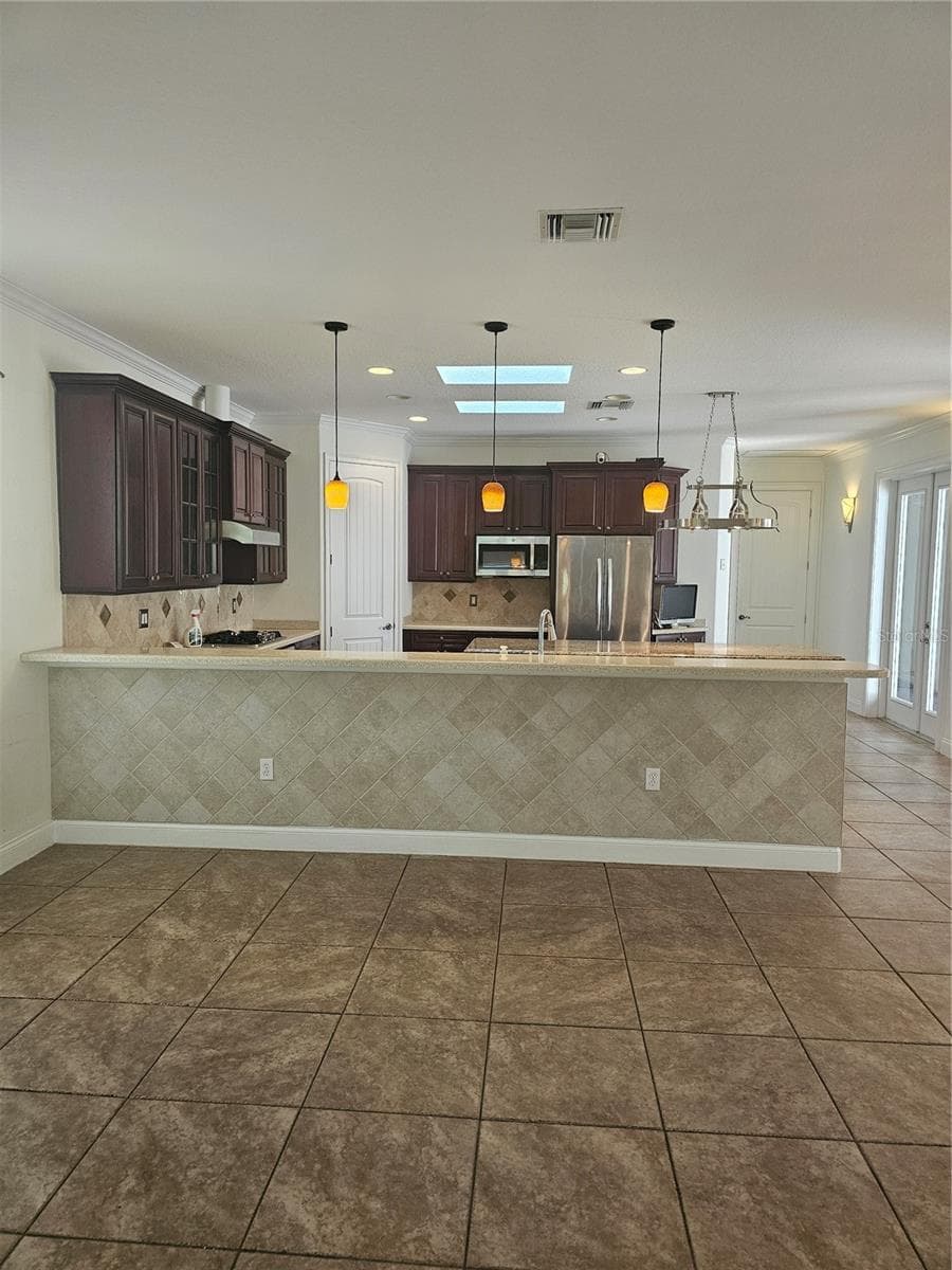 Single Family Residence at 33116 IRONGATE DR, LEESBURG, photo 28 of 95