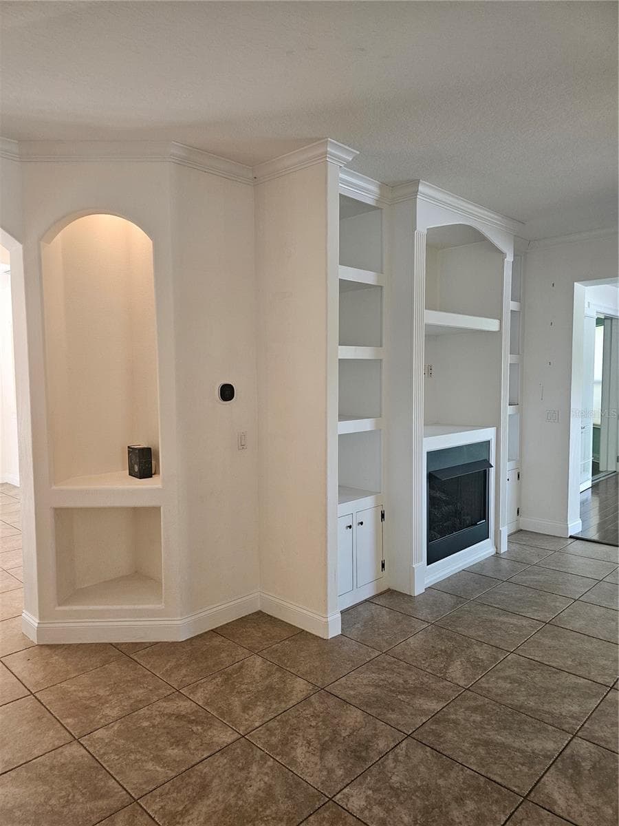 Single Family Residence at 33116 IRONGATE DR, LEESBURG, photo 38 of 95