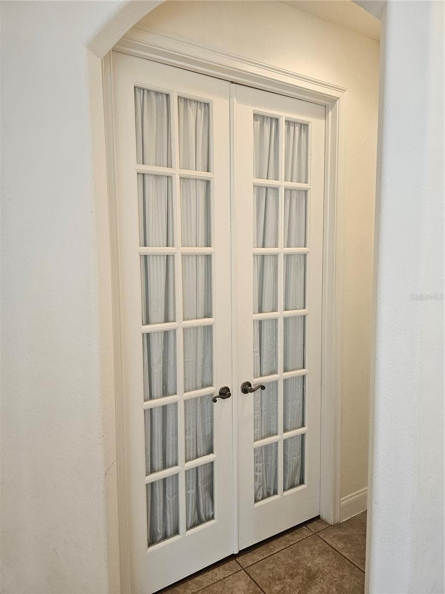 Master Bedroom double French Door entrance. - 33116 IRONGATE DR, LEESBURG