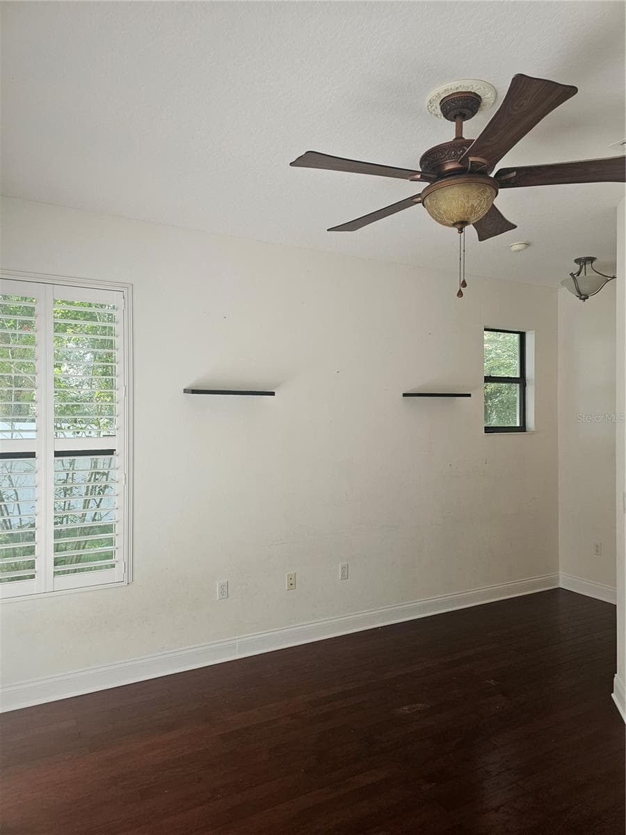 Single Family Residence at 33116 IRONGATE DR, LEESBURG, photo 71 of 95