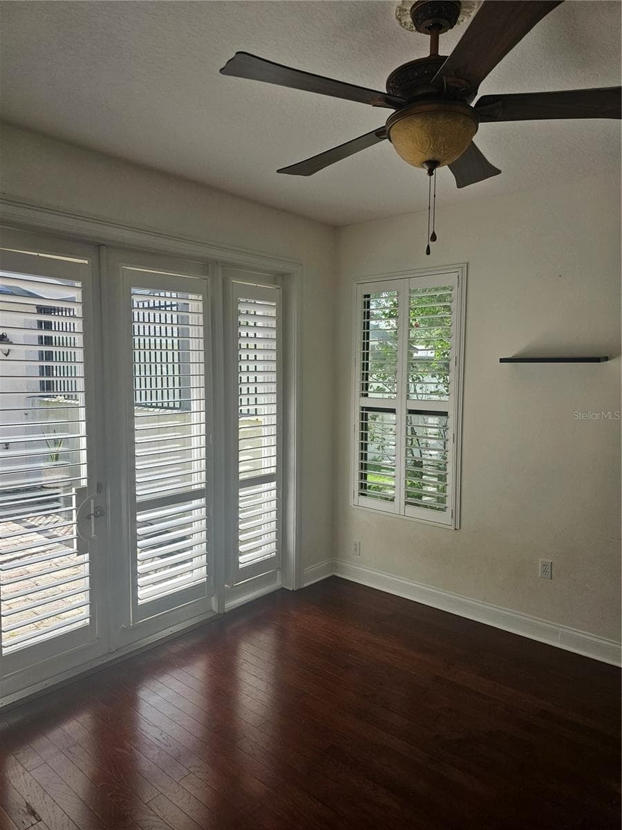 Single Family Residence at 33116 IRONGATE DR, LEESBURG, photo 72 of 95