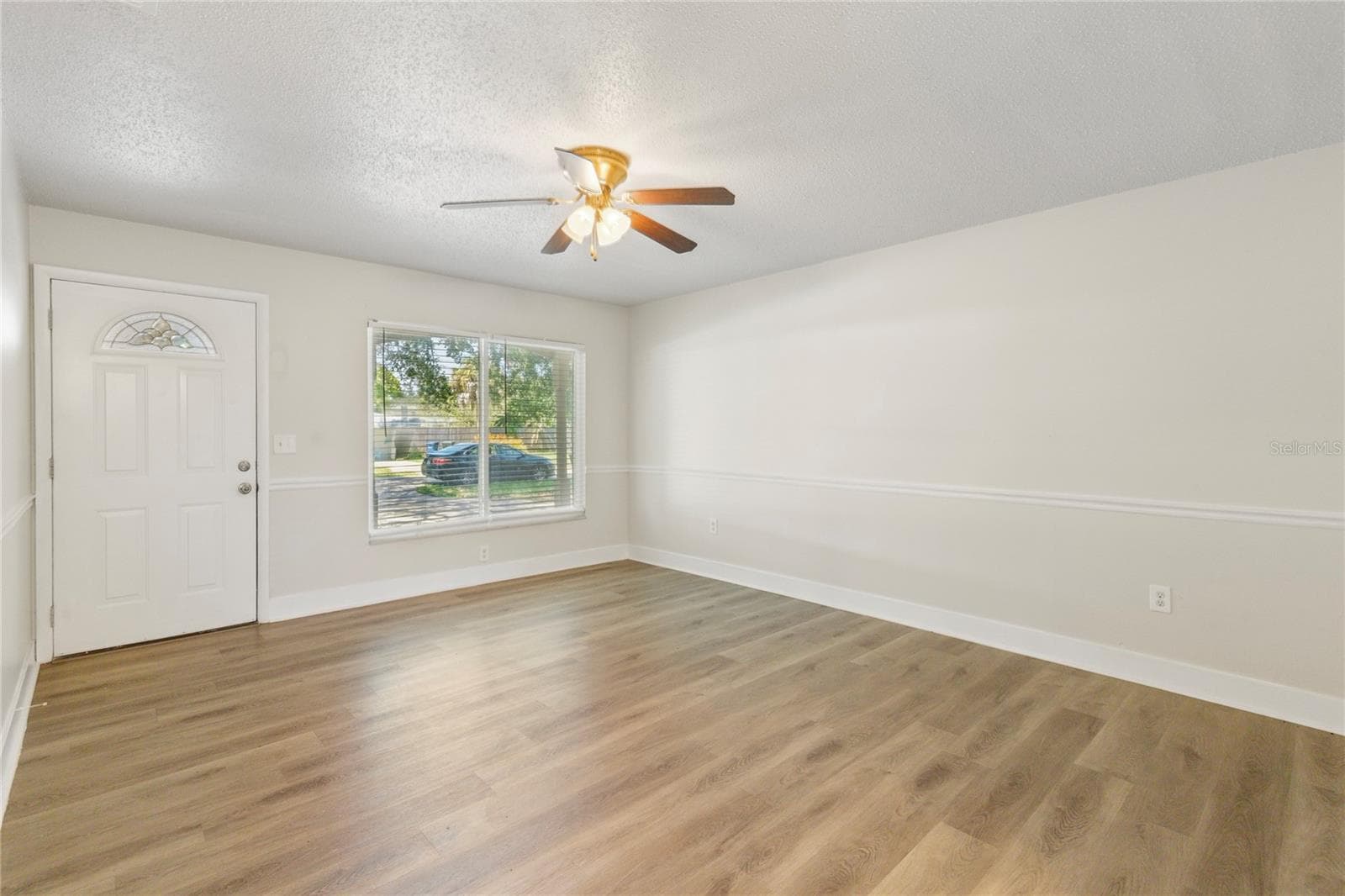 Single Family Residence at 4680 CRONIN DR, SARASOTA, photo 7 of 27