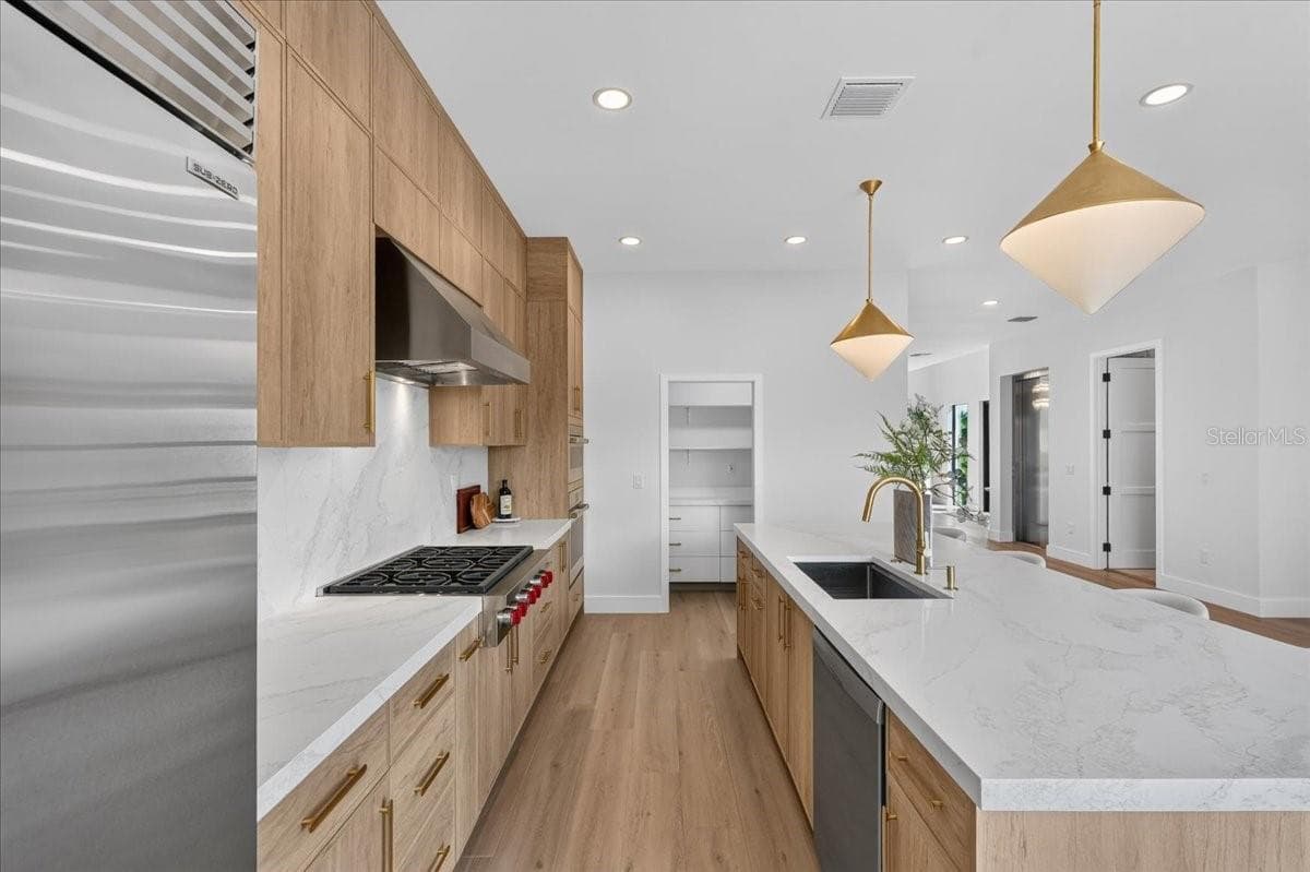 Single Family Residence at 116 WIMBLEDON CT, REDINGTON SHORES, photo 18 of 60