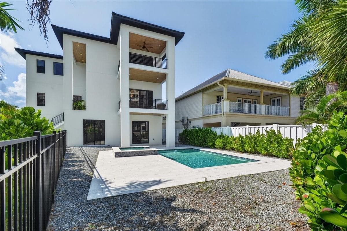 Single Family Residence at 116 WIMBLEDON CT, REDINGTON SHORES, photo 52 of 60