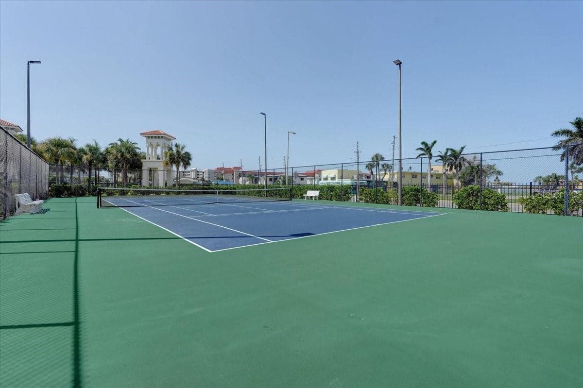 Pickleball/tennis Court - 116 WIMBLEDON CT, REDINGTON SHORES