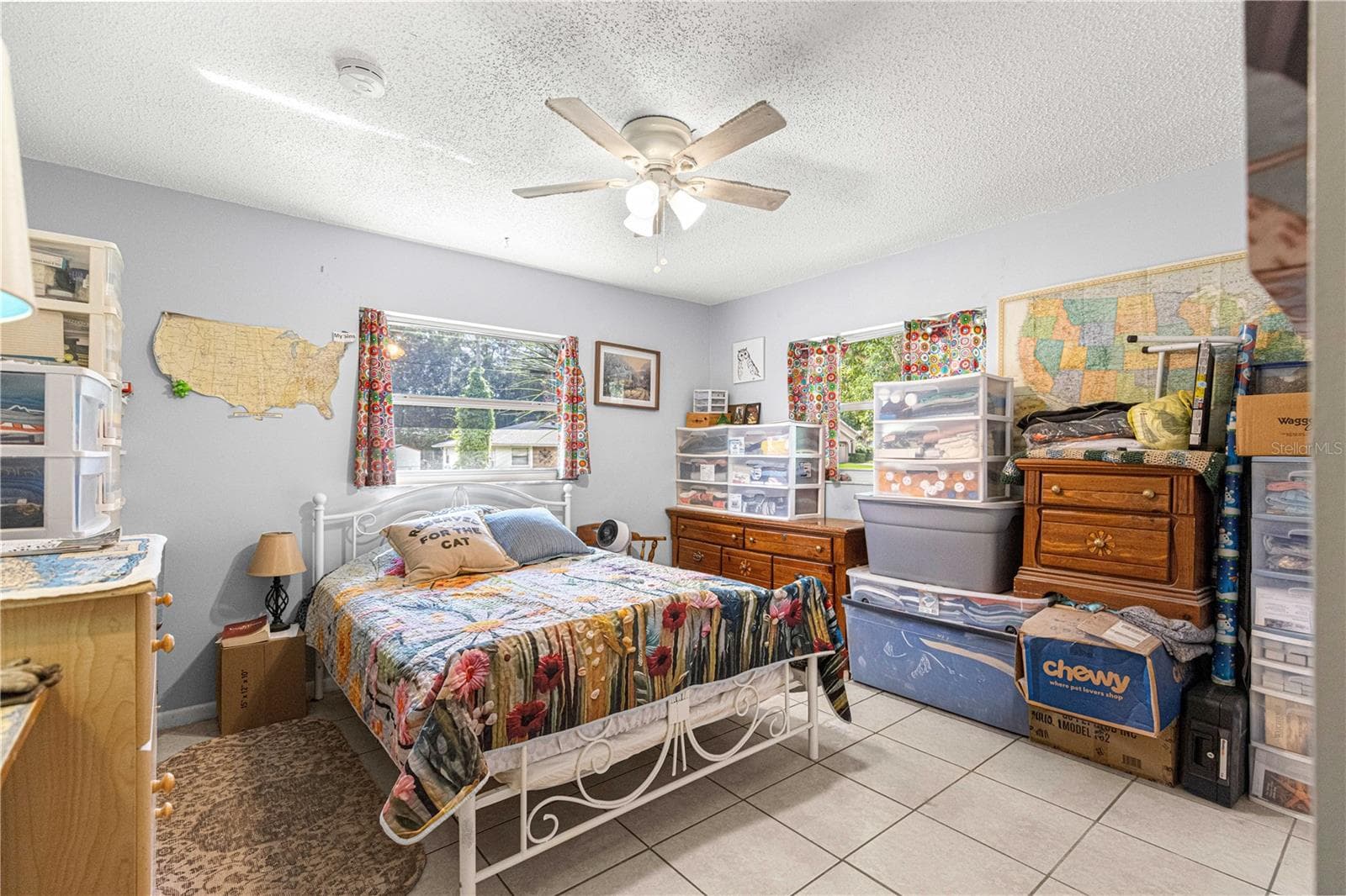 Second bedroom with tile flooring, a ceiling fan and natural light. - 2170 W DORAL CT, CITRUS SPRINGS