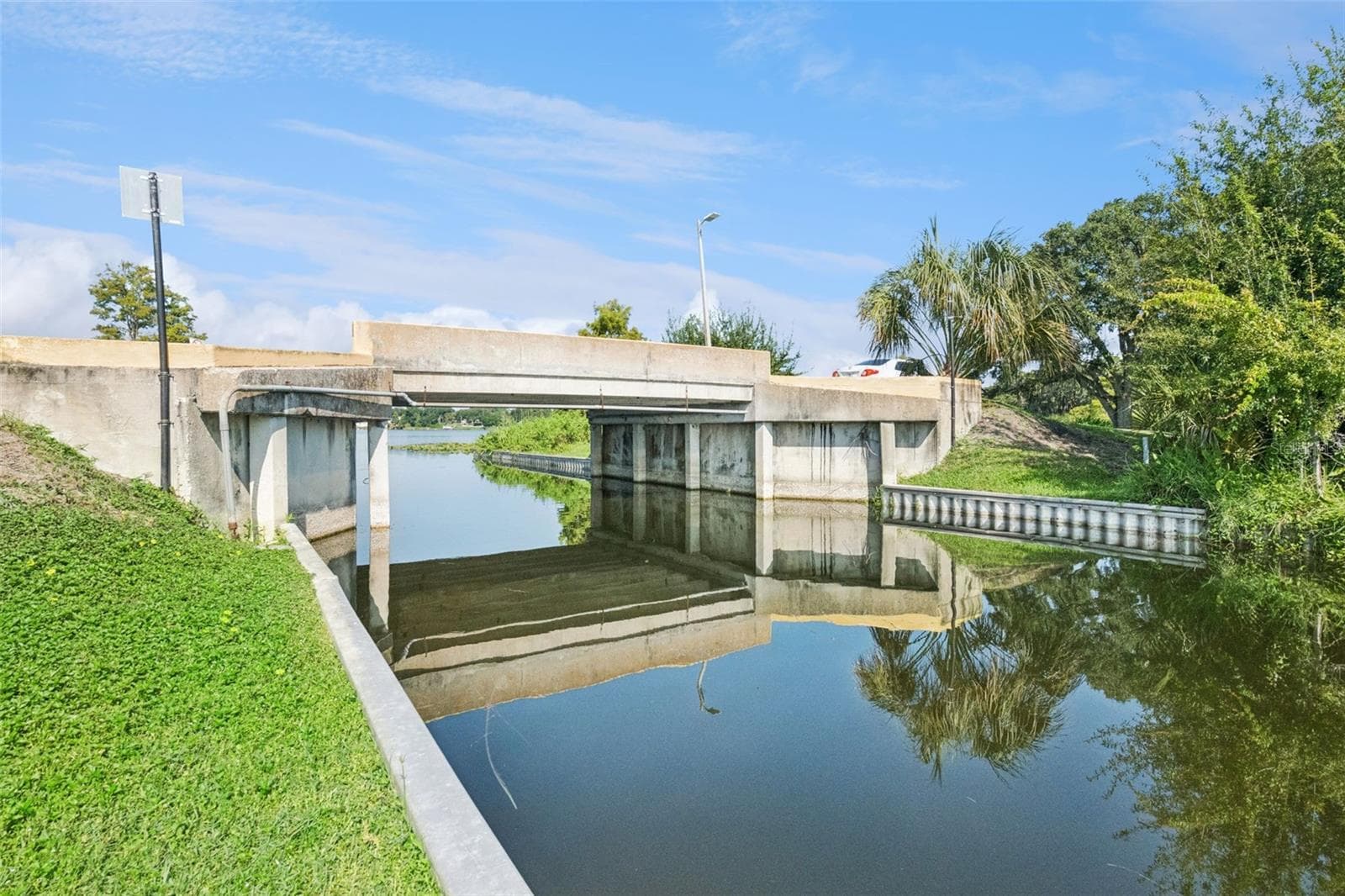 Bridge over canal connecting Lake Link and Lake Otis. - 25 LAKEWOOD CSWY, WINTER HAVEN